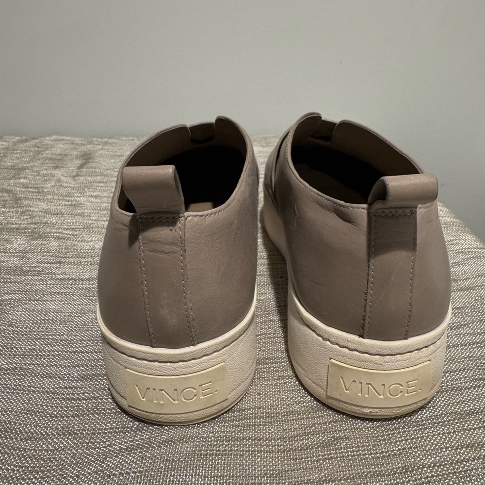 Vince Wallace Woodsmoke Slip On Loafers Flats - Picture 3 of 9